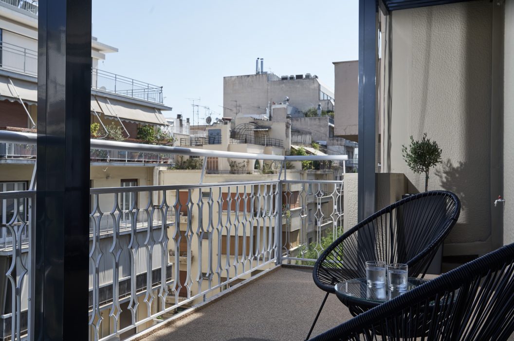 Outdoor area with furnishings