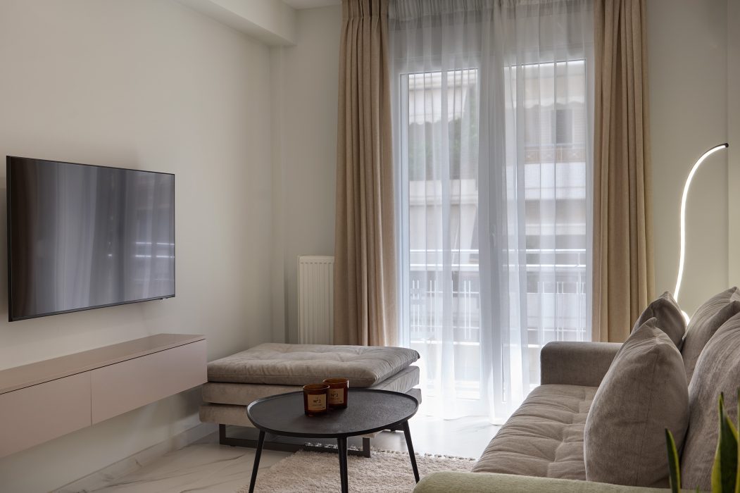 									Pillowhite_trapezountos8360									