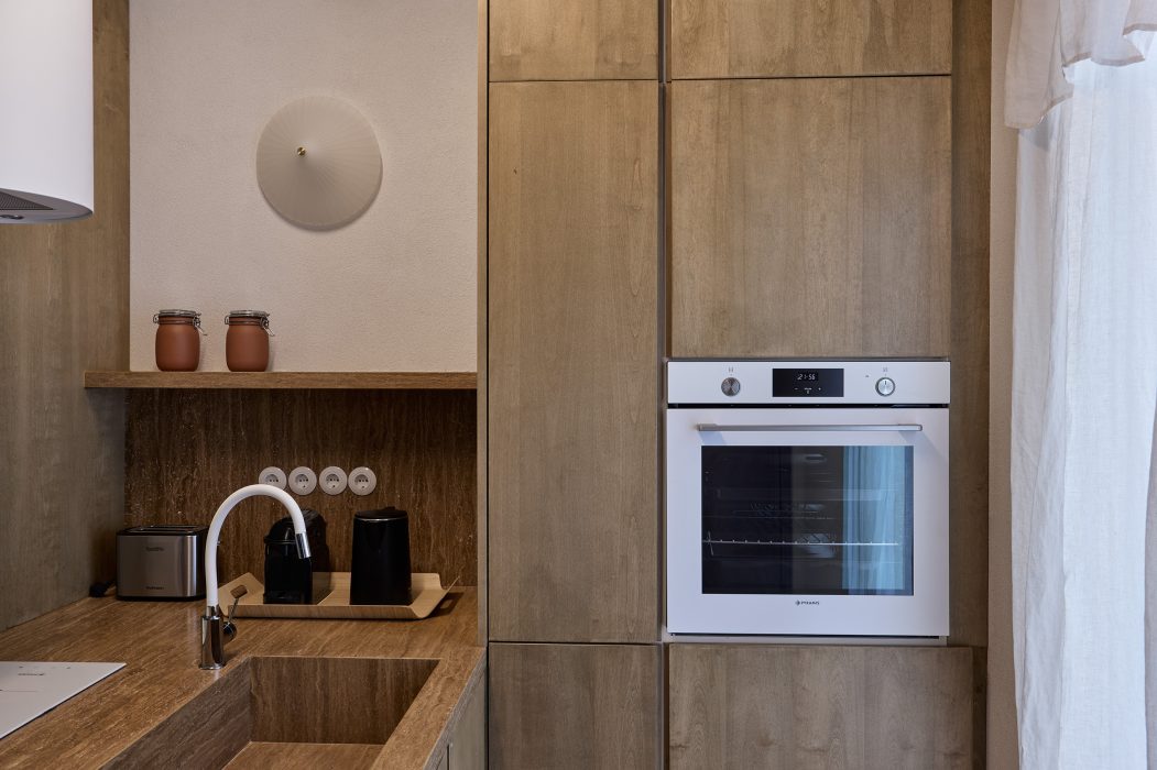 									PLW_mousourou_19_6961									